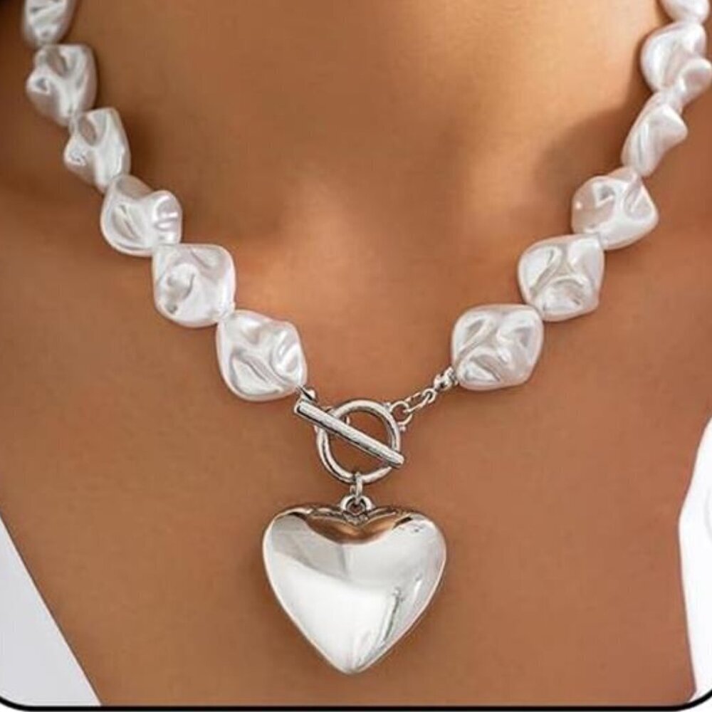 Chunky Necklace for Women Trendy Statement Necklaces Big Heart Pendant OT